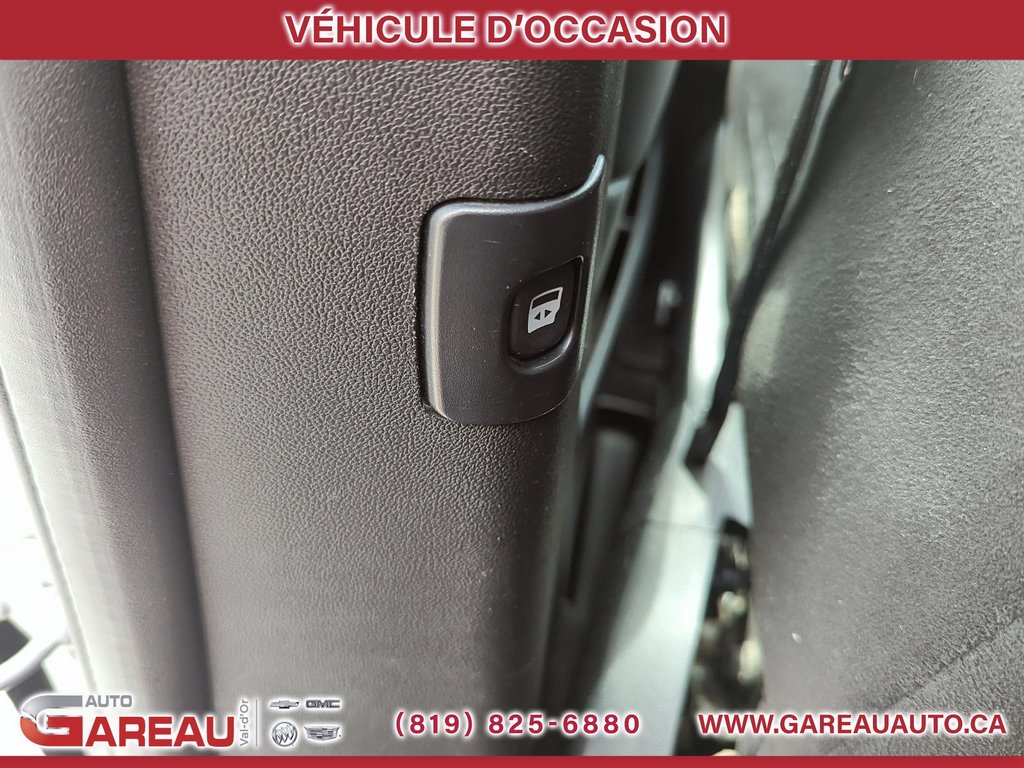 2017 Dodge Grand Caravan in Val-d'Or, Quebec - 28 - w1024h768px