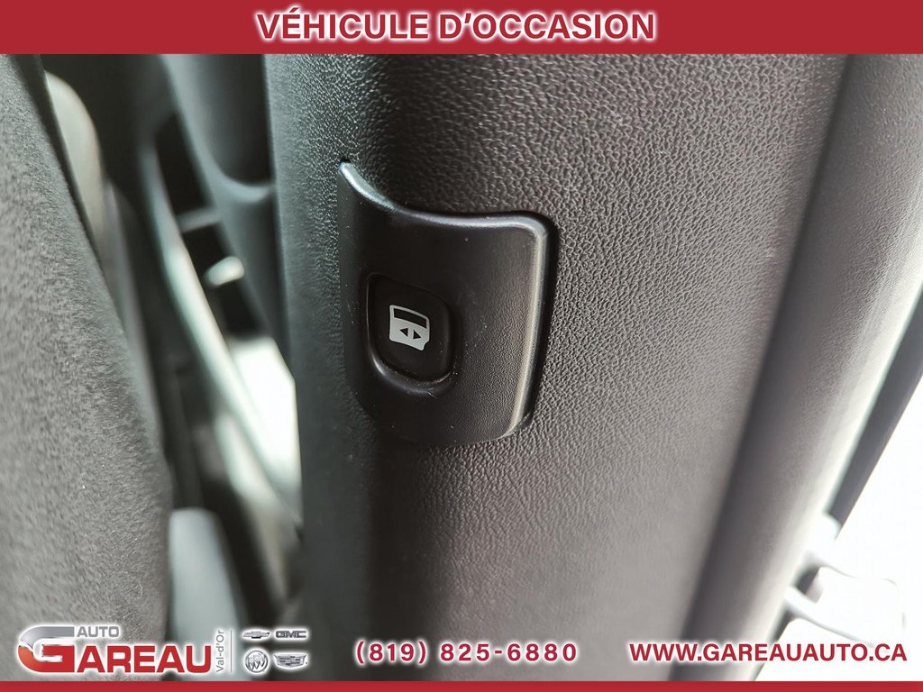 2017 Dodge Grand Caravan in Val-d'Or, Quebec - 27 - w1024h768px