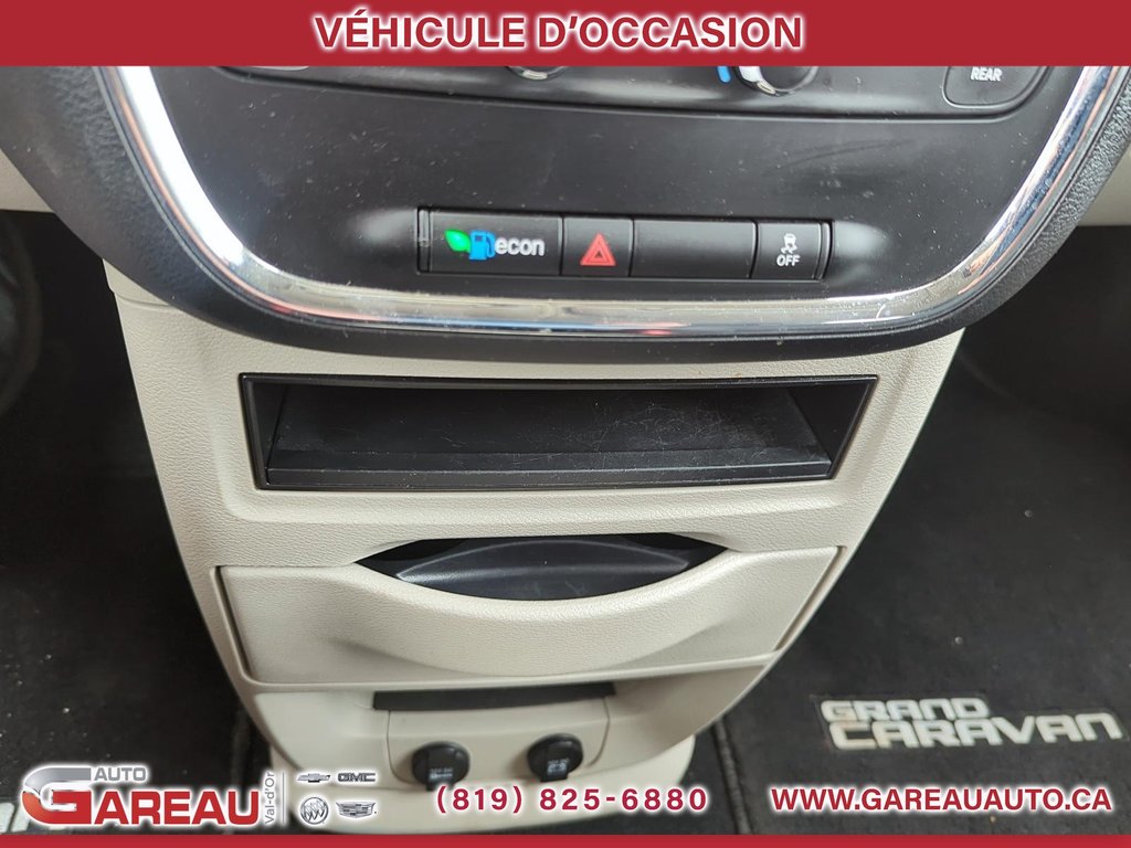 2017 Dodge Grand Caravan SXT in Val-d'Or, Quebec - 16 - w1024h768px