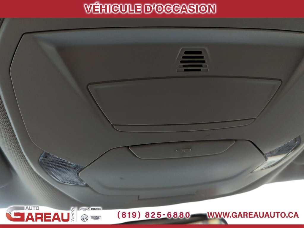 2017 Ford Escape SE in Val-d'Or, Quebec - 17 - w1024h768px