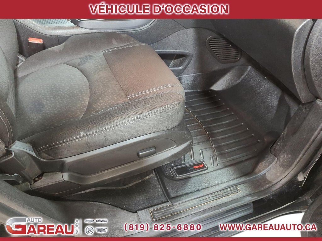 2016 GMC Acadia SLE in Val-d'Or, Quebec - 28 - w1024h768px