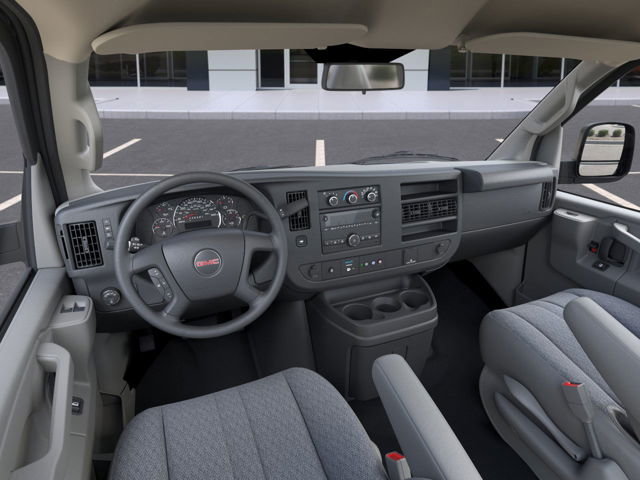 2025 GMC Savana Cutaway 3500 in Val-d'Or, Quebec - 5 - w1024h768px