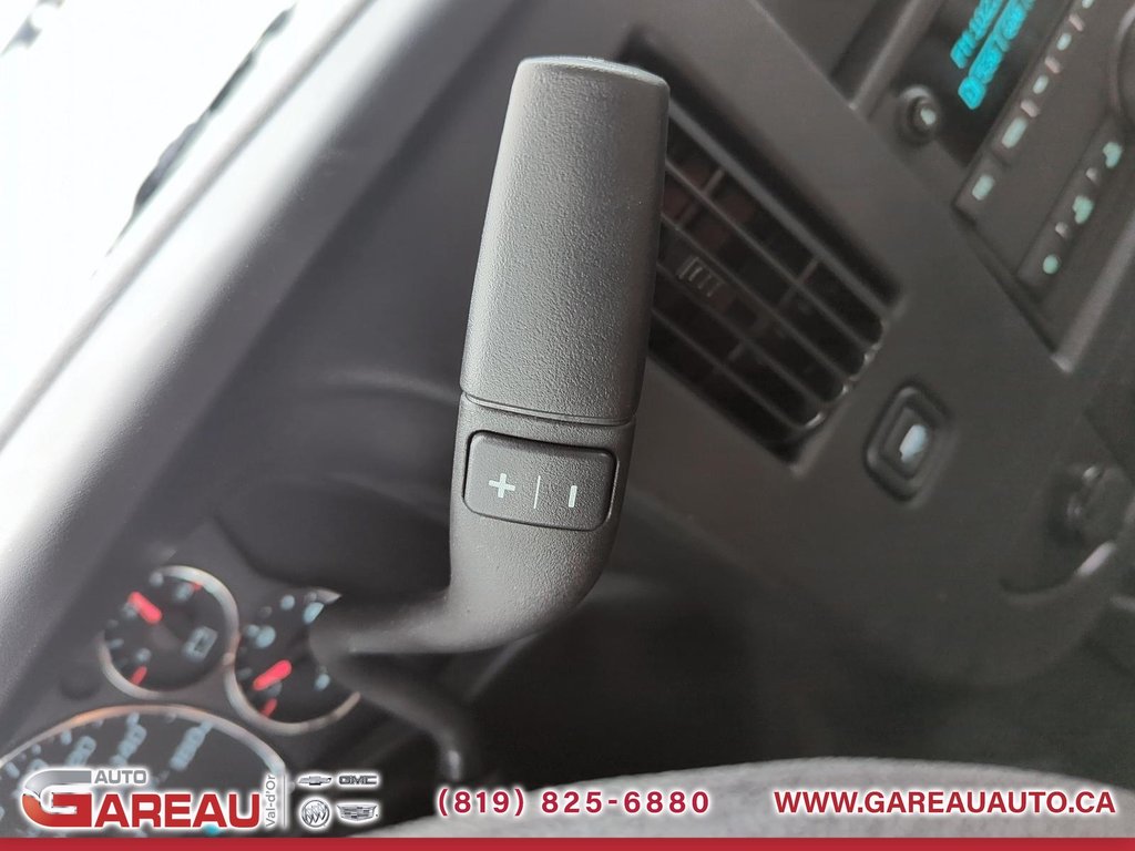 2025 GMC Savana Cutaway 3500 in Val-d'Or, Quebec - 15 - w1024h768px