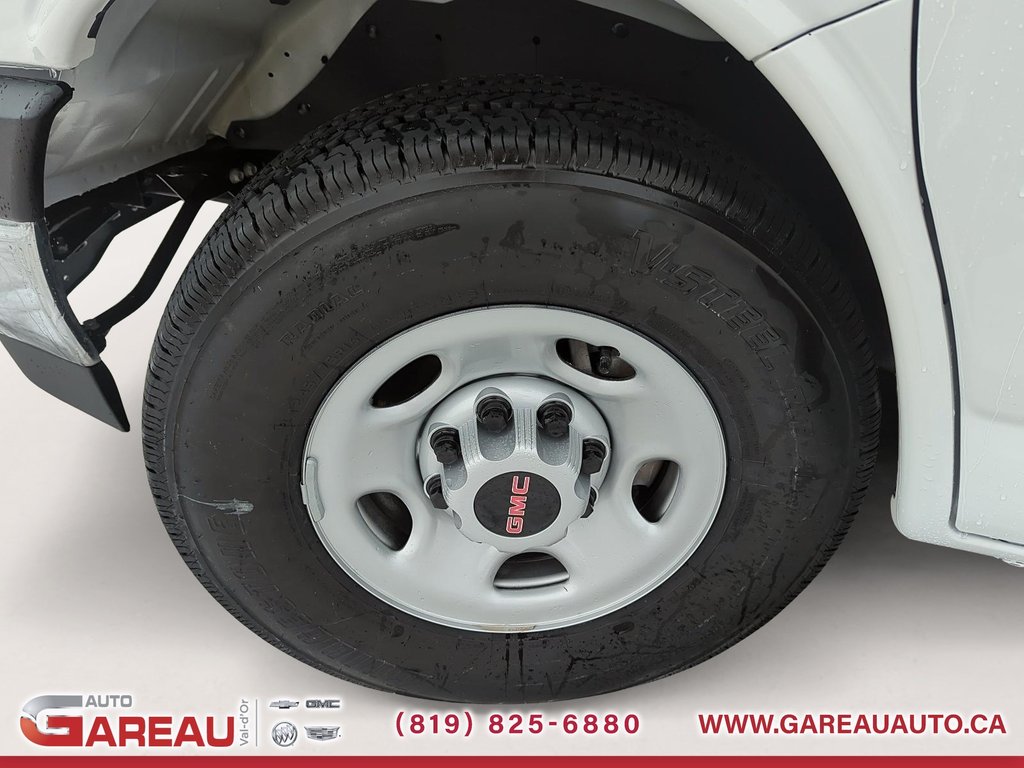 2025 GMC Savana Cutaway 3500 in Val-d'Or, Quebec - 7 - w1024h768px