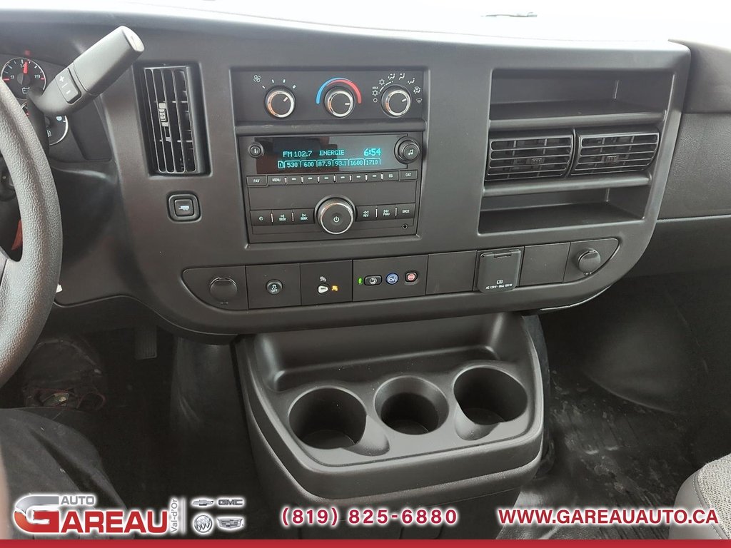 2025 GMC Savana Cutaway 3500 in Val-d'Or, Quebec - 19 - w1024h768px