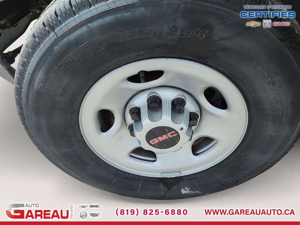 2024 GMC Savana Passenger in Val-d'Or, Quebec - 7 - w1024h768px
