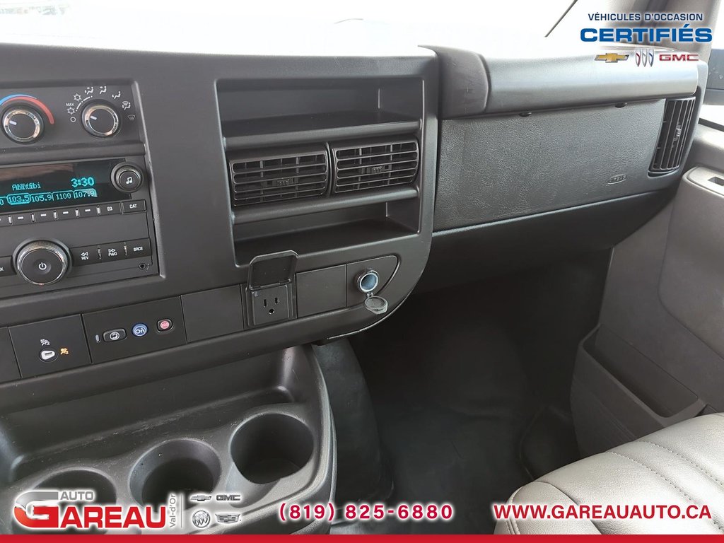 2024 GMC Savana Passenger in Val-d'Or, Quebec - 21 - w1024h768px