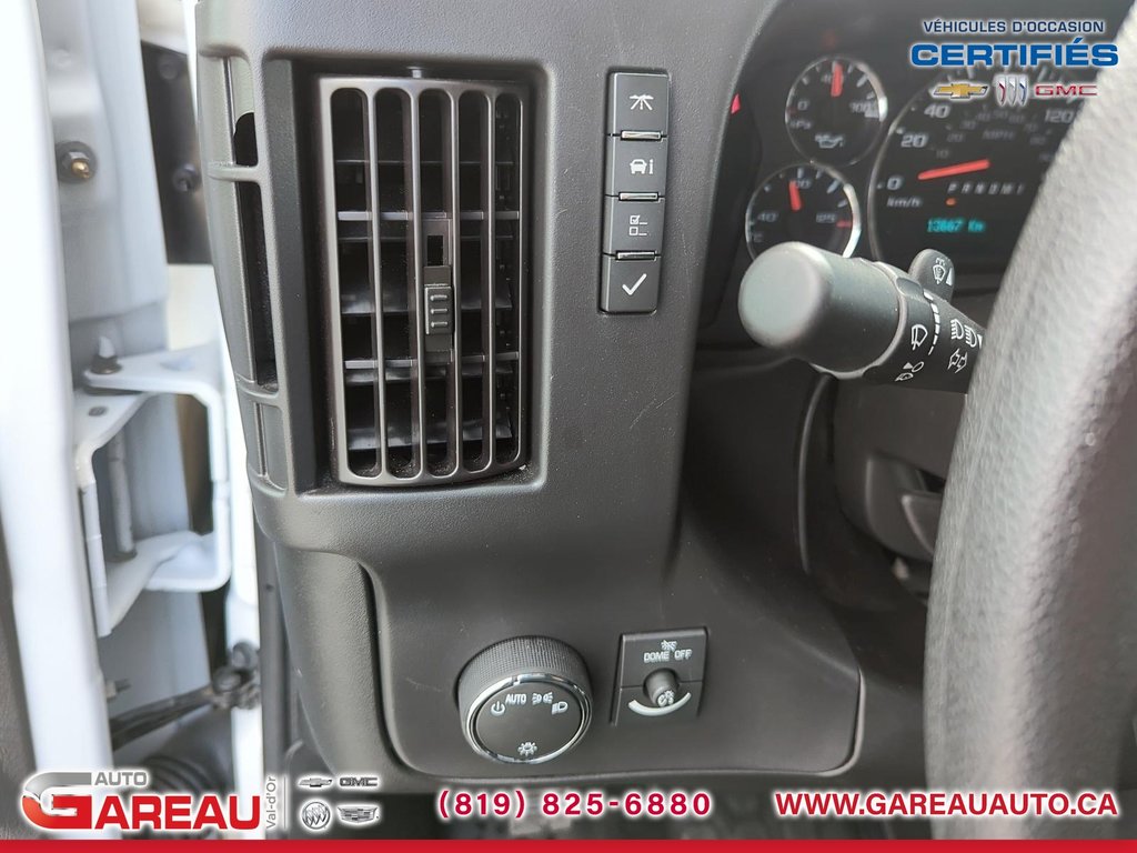2024 GMC Savana Passenger in Val-d'Or, Quebec - 20 - w1024h768px