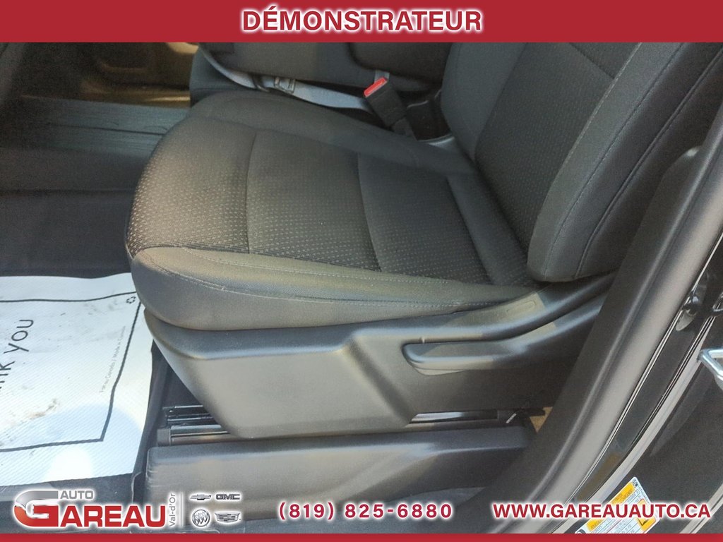 2026 GMC Sierra 1500 in Val-d'Or, Quebec - 9 - w1024h768px