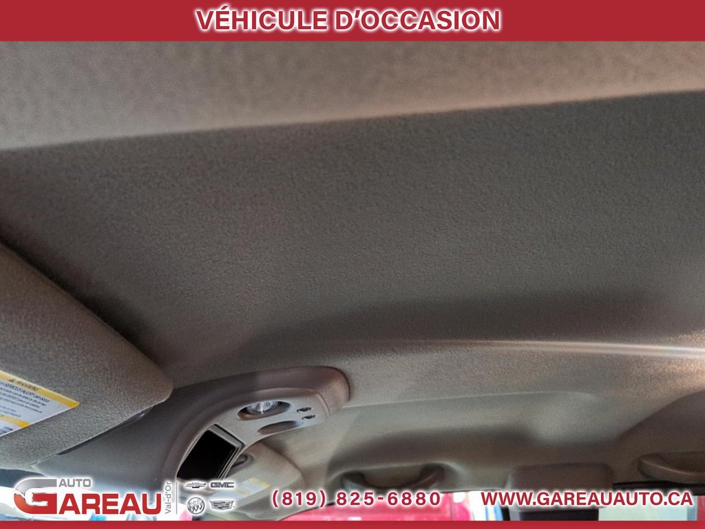 2002 GMC Sierra 2500HD in Val-d'Or, Quebec - 18 - w1024h768px