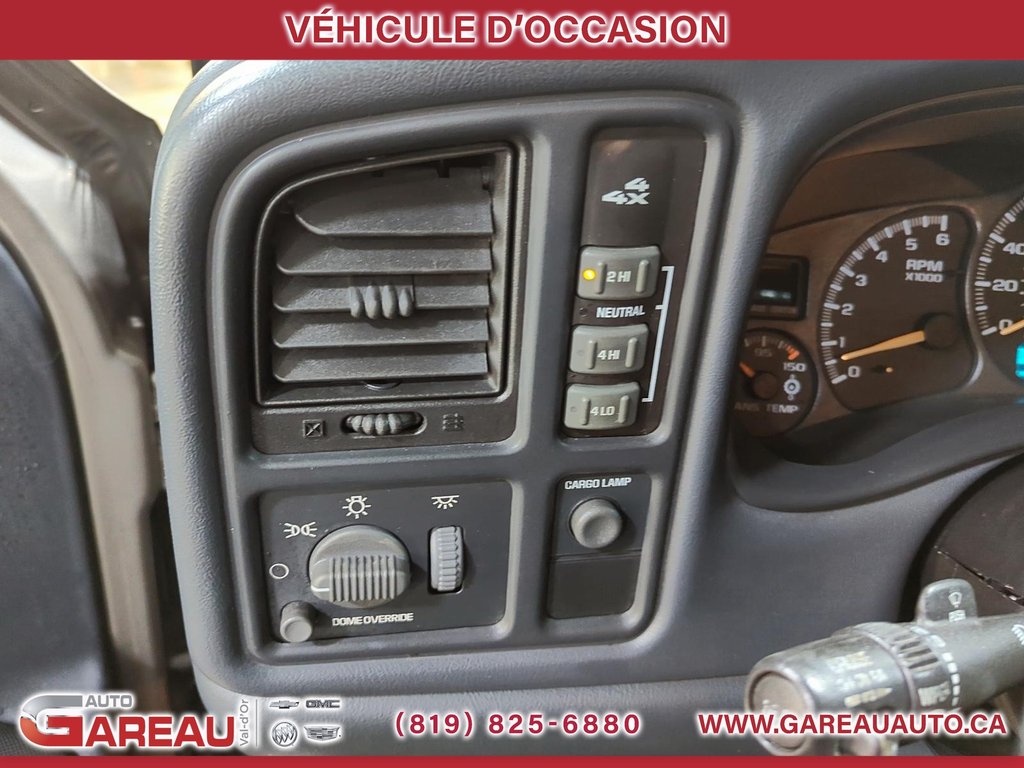 2002 GMC Sierra 2500HD in Val-d'Or, Quebec - 16 - w1024h768px