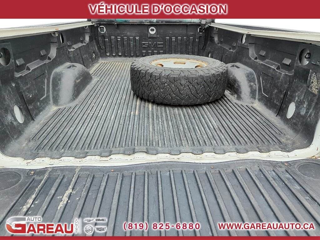 GMC Sierra 2500HD  2016 à Val-d'Or, Québec - 17 - w1024h768px