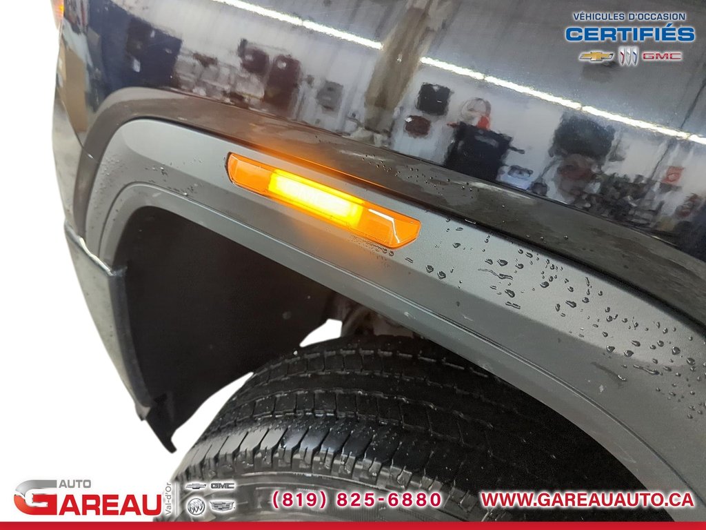 2023 GMC Sierra 2500HD Pro in Val-d'Or, Quebec - 28 - w1024h768px