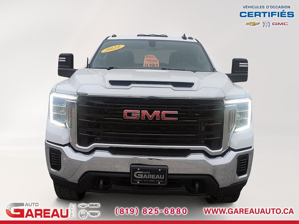 2021 GMC Sierra 3500HD PRO in Val-d'Or, Quebec - 2 - w1024h768px