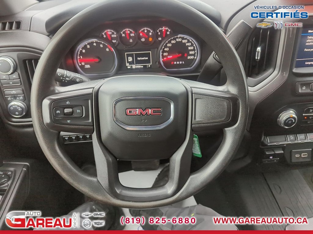 2021 GMC Sierra 3500HD PRO in Val-d'Or, Quebec - 12 - w1024h768px