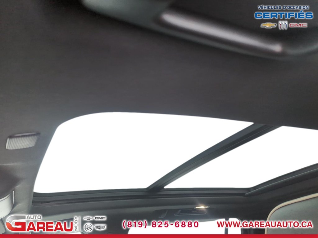 2023 GMC Yukon XL SLT in Val-d'Or, Quebec - 17 - w1024h768px