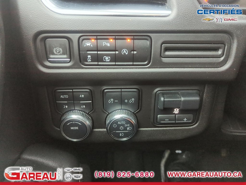 2023 GMC Yukon XL SLT in Val-d'Or, Quebec - 16 - w1024h768px