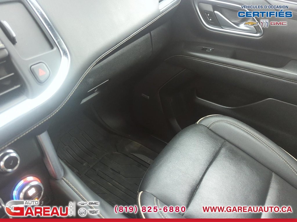 2023 GMC Yukon XL SLT in Val-d'Or, Quebec - 22 - w1024h768px