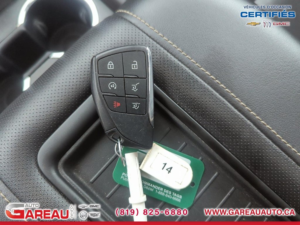 2023 GMC Yukon XL SLT in Val-d'Or, Quebec - 14 - w1024h768px