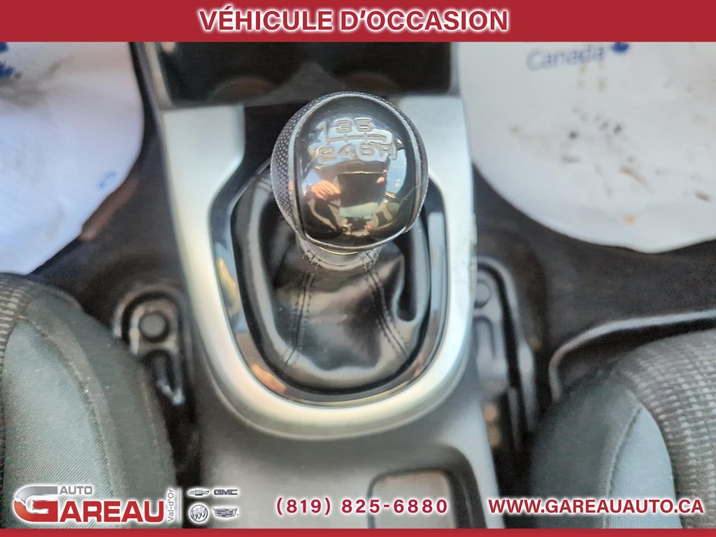 Honda Fit LX 2015 à Val-d'Or, Québec - 15 - w1024h768px