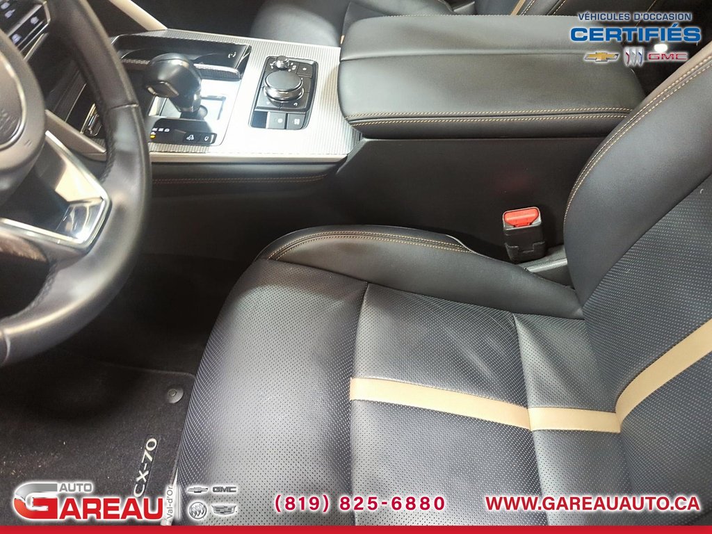 2025 Mazda CX-70 MHEV GT-P in Val-d'Or, Quebec - 10 - w1024h768px