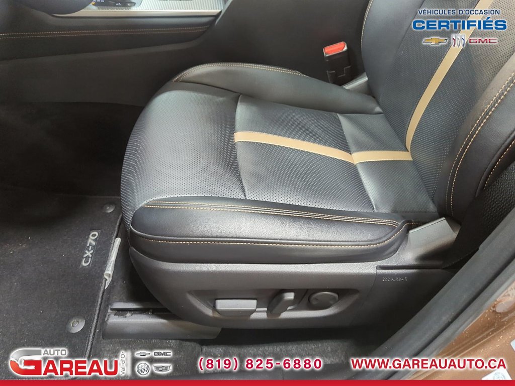 2025 Mazda CX-70 MHEV GT-P in Val-d'Or, Quebec - 9 - w1024h768px