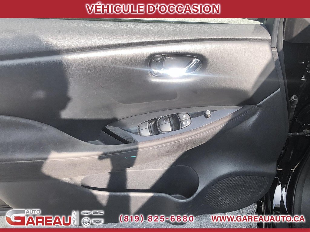2014 Nissan Leaf in Val-d'Or, Quebec - 11 - w1024h768px