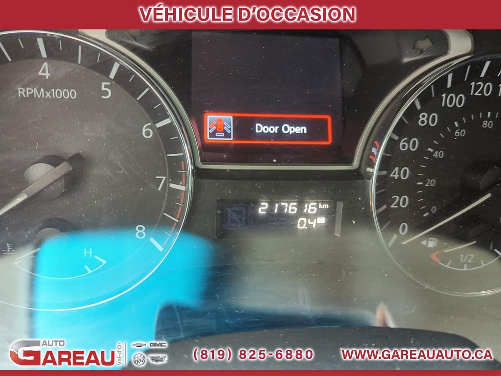2013 Nissan Pathfinder SL in Val-d'Or, Quebec - 13 - w1024h768px