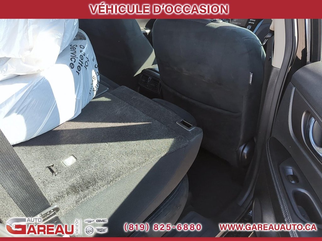 2016 Nissan Rogue in Val-d'Or, Quebec - 20 - w1024h768px
