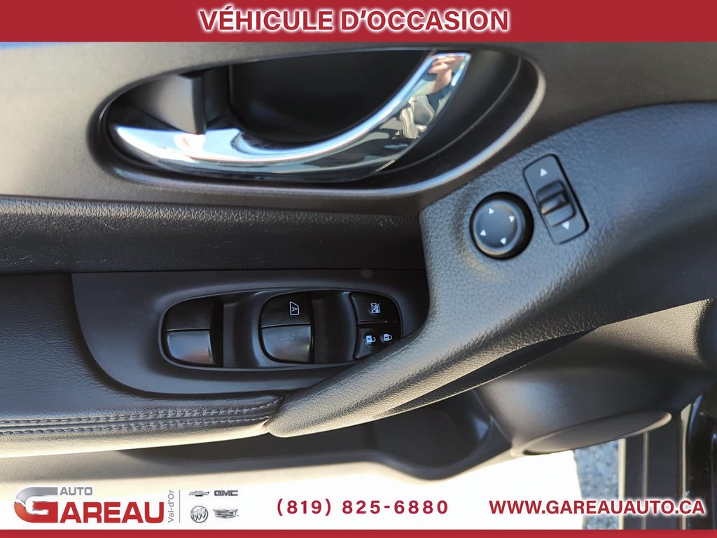 2016 Nissan Rogue in Val-d'Or, Quebec - 11 - w1024h768px