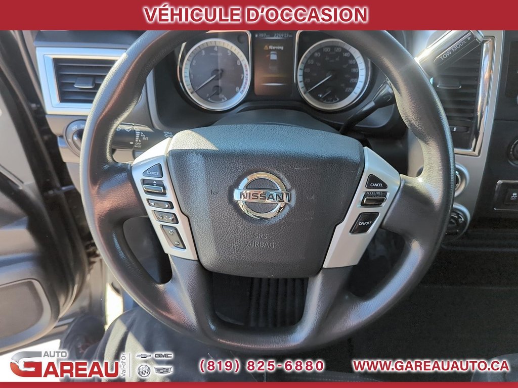 2017 Nissan Titan in Val-d'Or, Quebec - 12 - w1024h768px