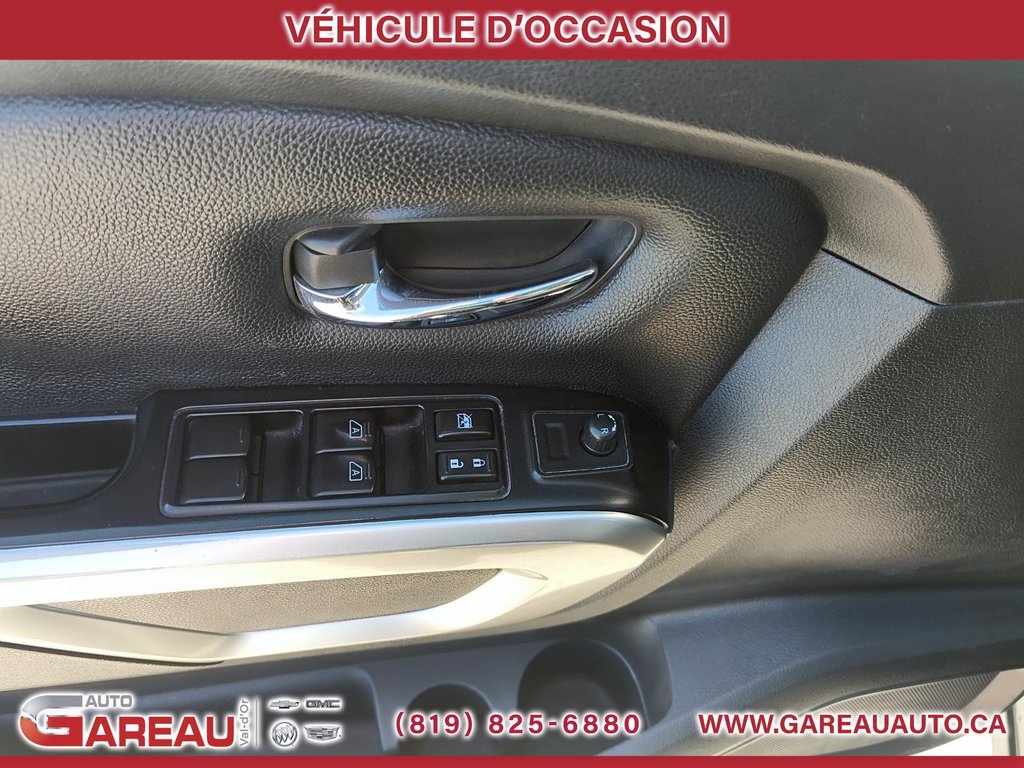 2017 Nissan Titan in Val-d'Or, Quebec - 11 - w1024h768px