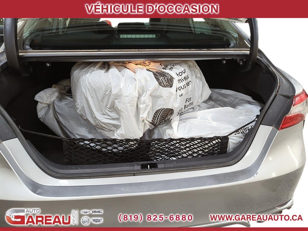 Toyota Camry SE 2019 à Val-d'Or, Québec - 6 - w1024h768px