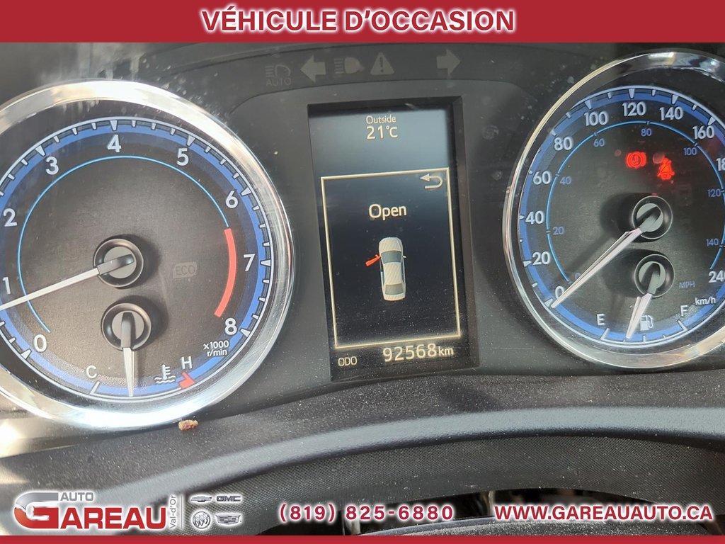 2018 Toyota Corolla SE in Val-d'Or, Quebec - 13 - w1024h768px