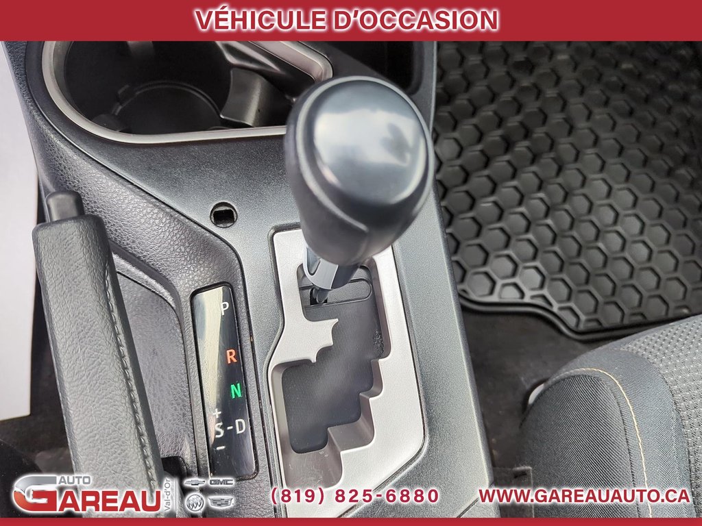 Toyota RAV4 Hybrid XLE 2016 à Val-d'Or, Québec - 15 - w1024h768px