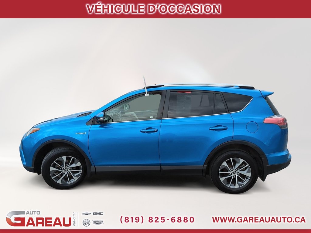 Toyota RAV4 Hybrid XLE 2016 à Val-d'Or, Québec - 5 - w1024h768px