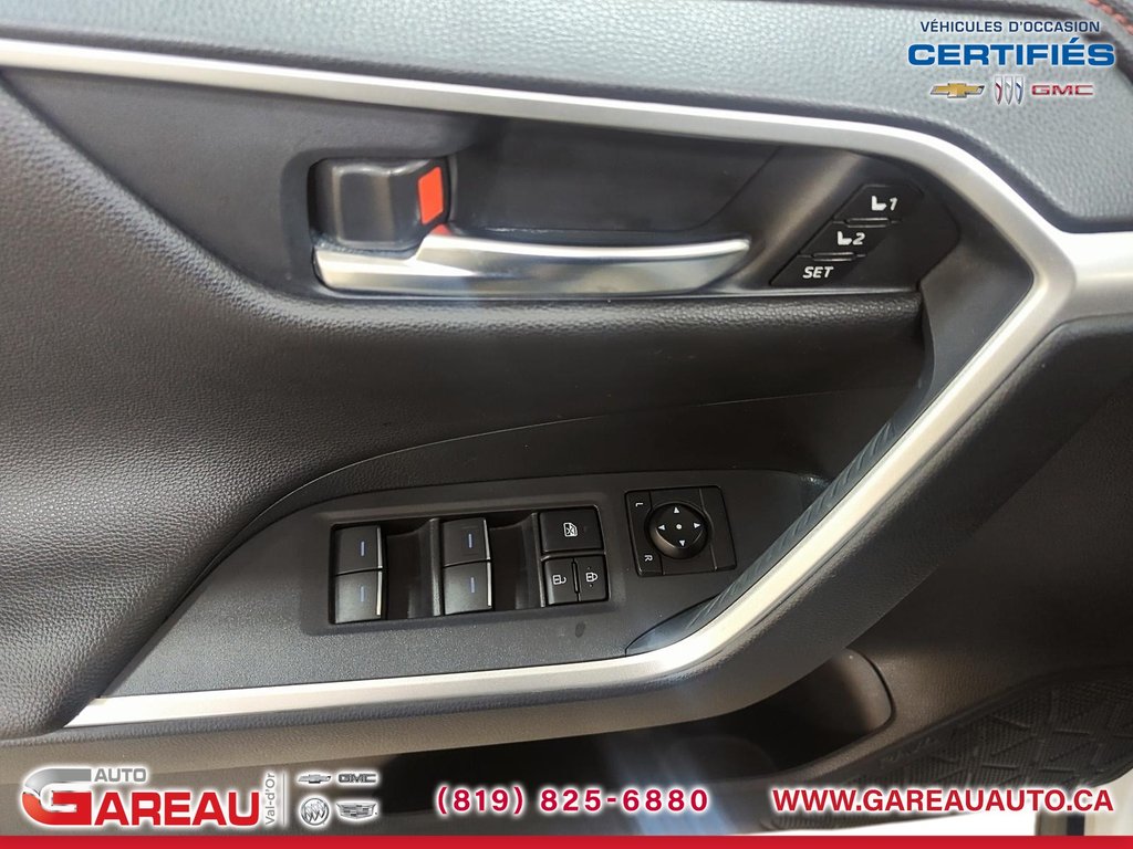 2023 Toyota RAV4 Prime XSE in Val-d'Or, Quebec - 11 - w1024h768px