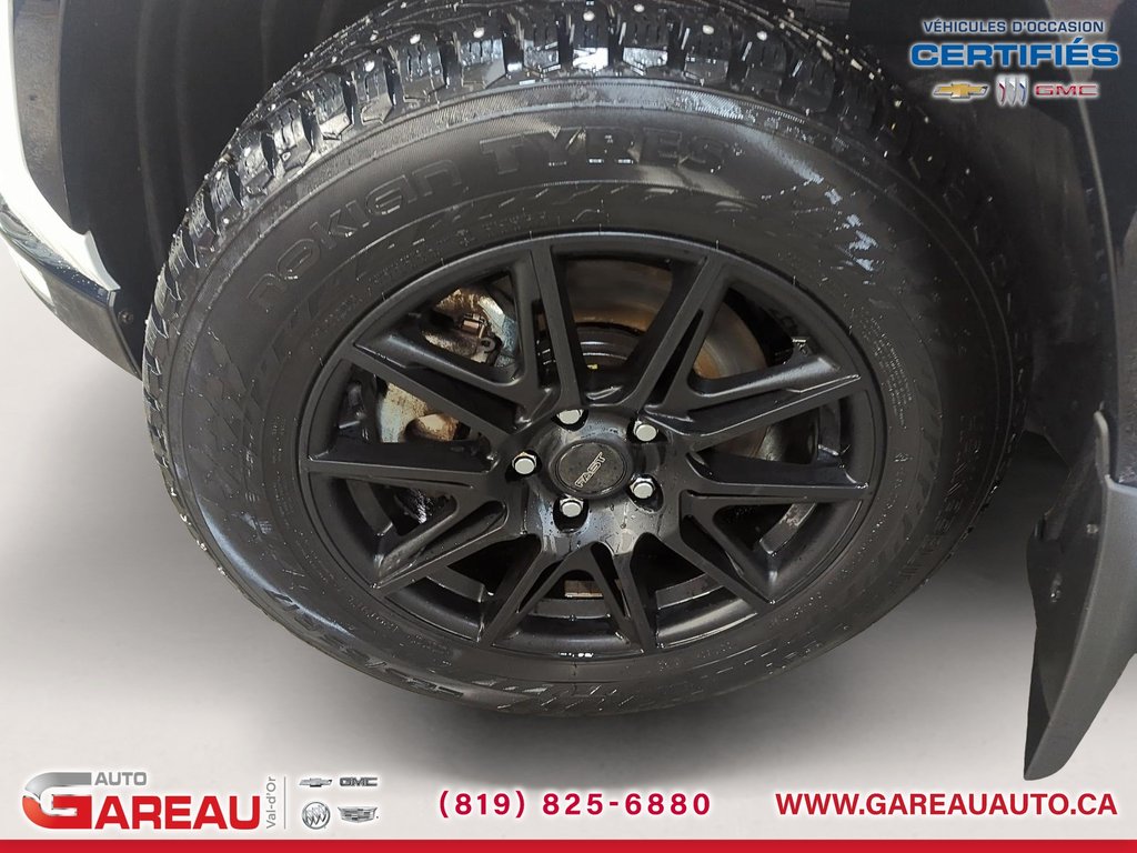 2023 Toyota RAV4 Prime XSE in Val-d'Or, Quebec - 7 - w1024h768px