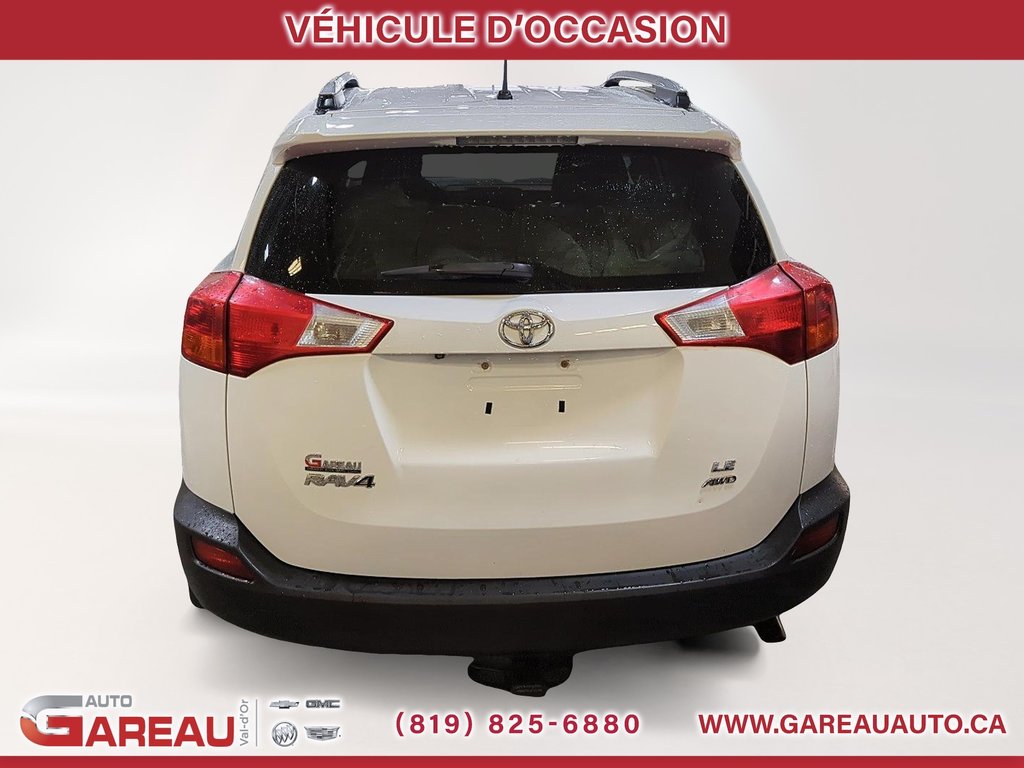 Toyota RAV4  2015 à Val-d'Or, Québec - 3 - w1024h768px