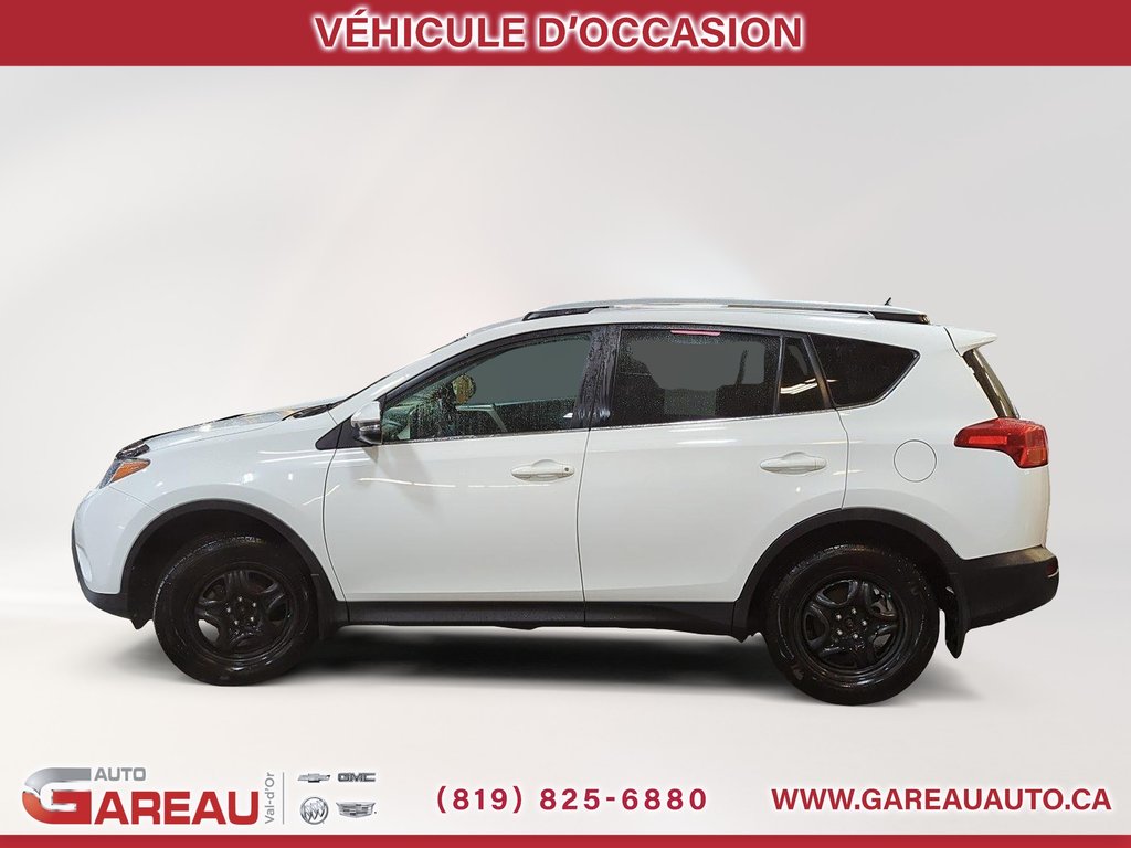 Toyota RAV4  2015 à Val-d'Or, Québec - 5 - w1024h768px