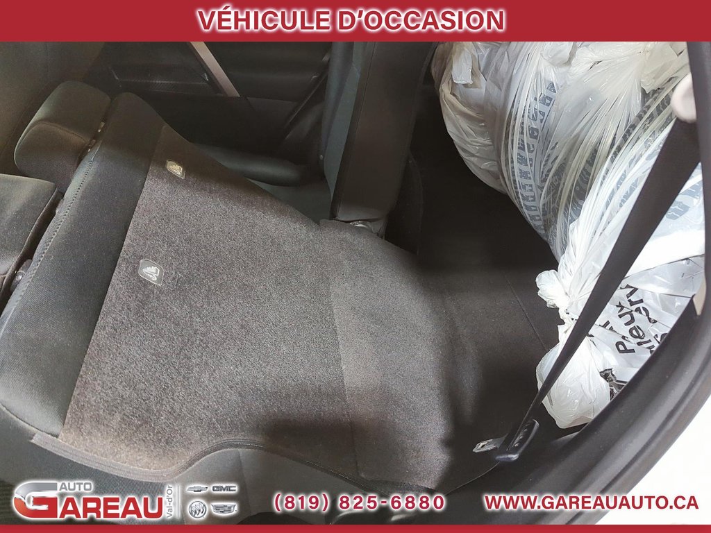 Toyota RAV4  2015 à Val-d'Or, Québec - 23 - w1024h768px