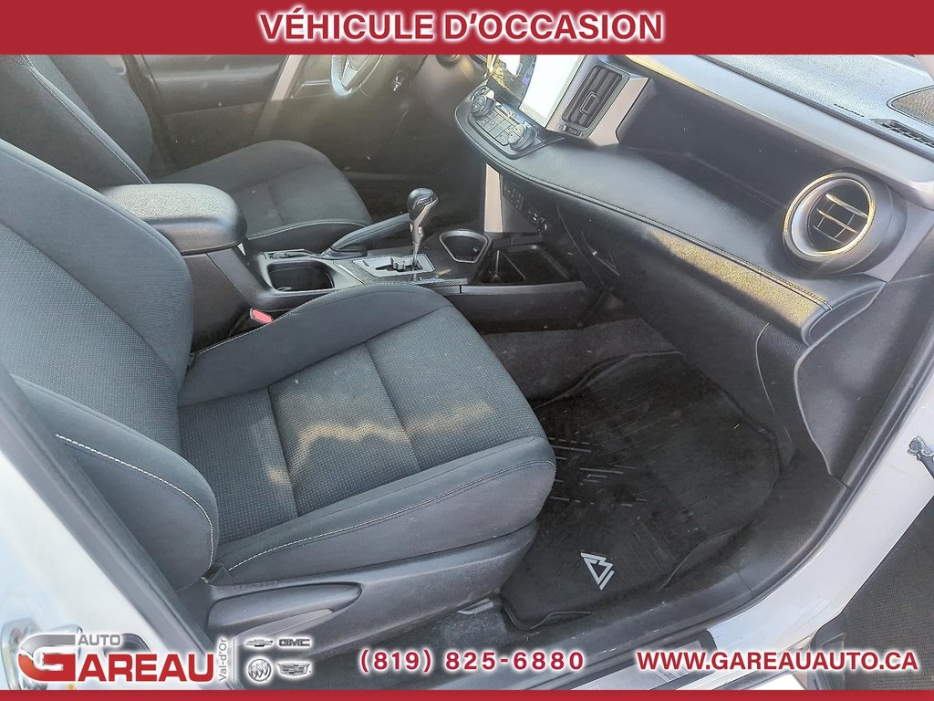 Toyota RAV4  2018 à Val-d'Or, Québec - 25 - w1024h768px
