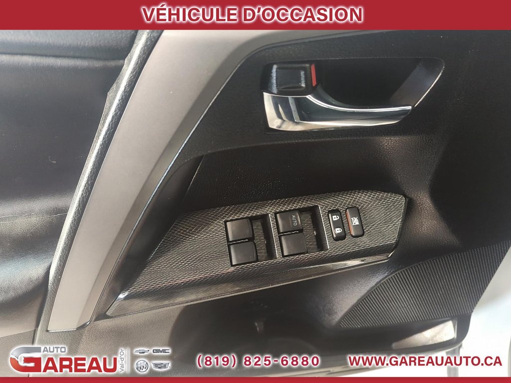 2018 Toyota RAV4 XLE in Val-d'Or, Quebec - 11 - w1024h768px