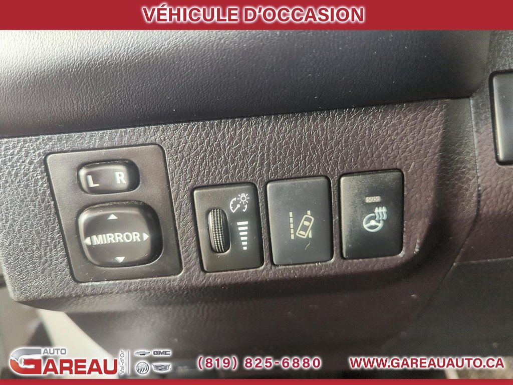 2018 Toyota RAV4 XLE in Val-d'Or, Quebec - 14 - w1024h768px