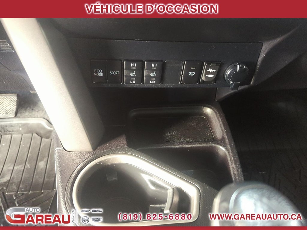 2018 Toyota RAV4 XLE in Val-d'Or, Quebec - 16 - w1024h768px