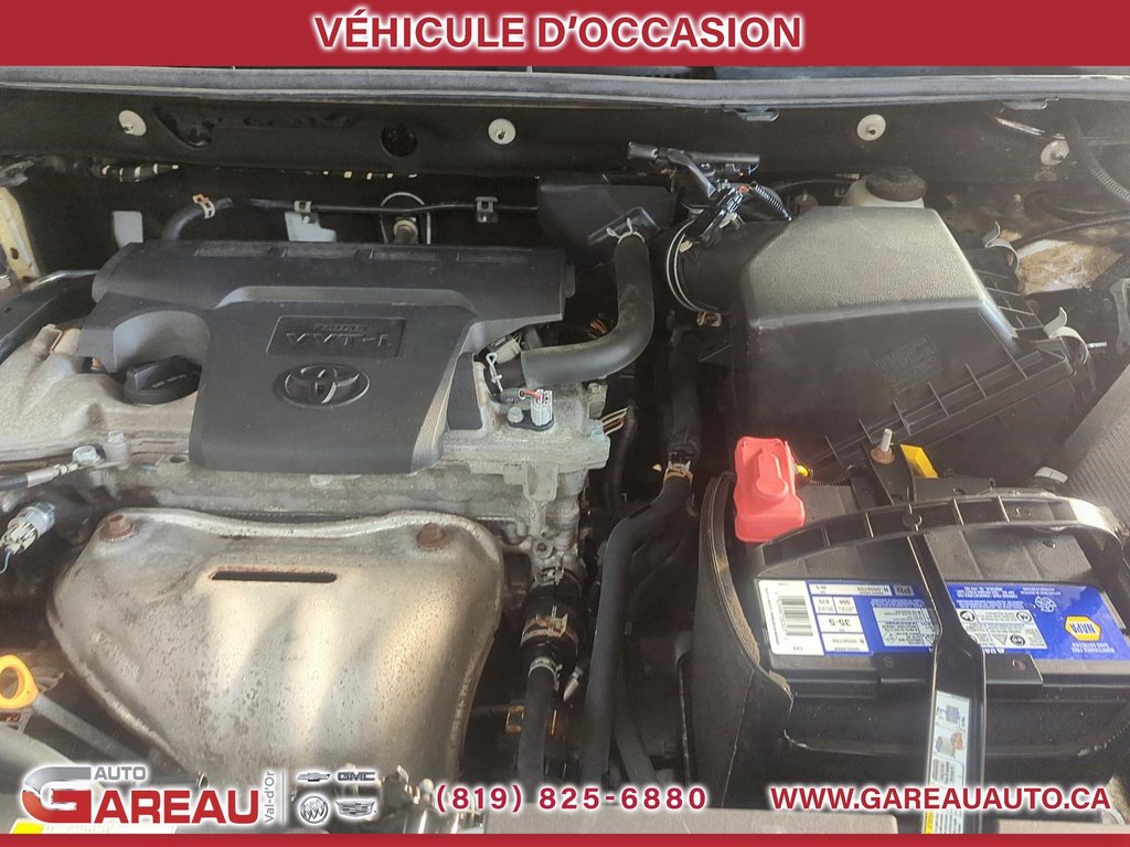 2018 Toyota RAV4 XLE in Val-d'Or, Quebec - 8 - w1024h768px