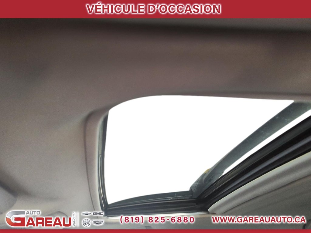 2018 Toyota RAV4 XLE in Val-d'Or, Quebec - 17 - w1024h768px