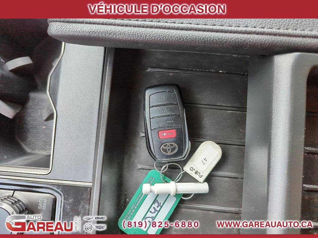 2023 Toyota Tundra in Val-d'Or, Quebec - 14 - w1024h768px