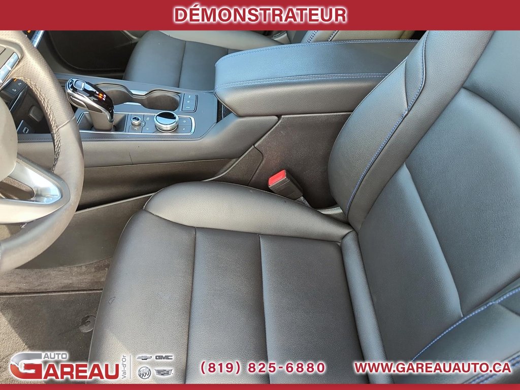 2025 Cadillac XT4 Sport in Val-d'Or, Quebec - 10 - w1024h768px