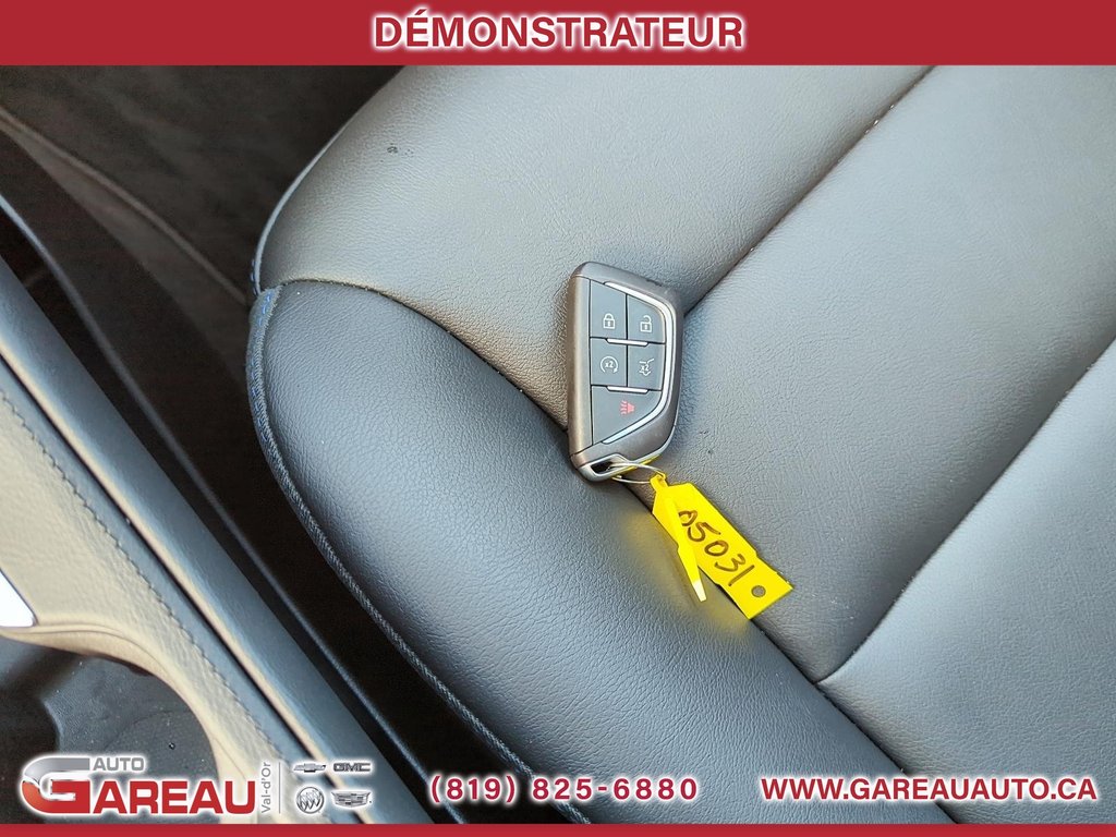 2025 Cadillac XT4 Sport in Val-d'Or, Quebec - 21 - w1024h768px